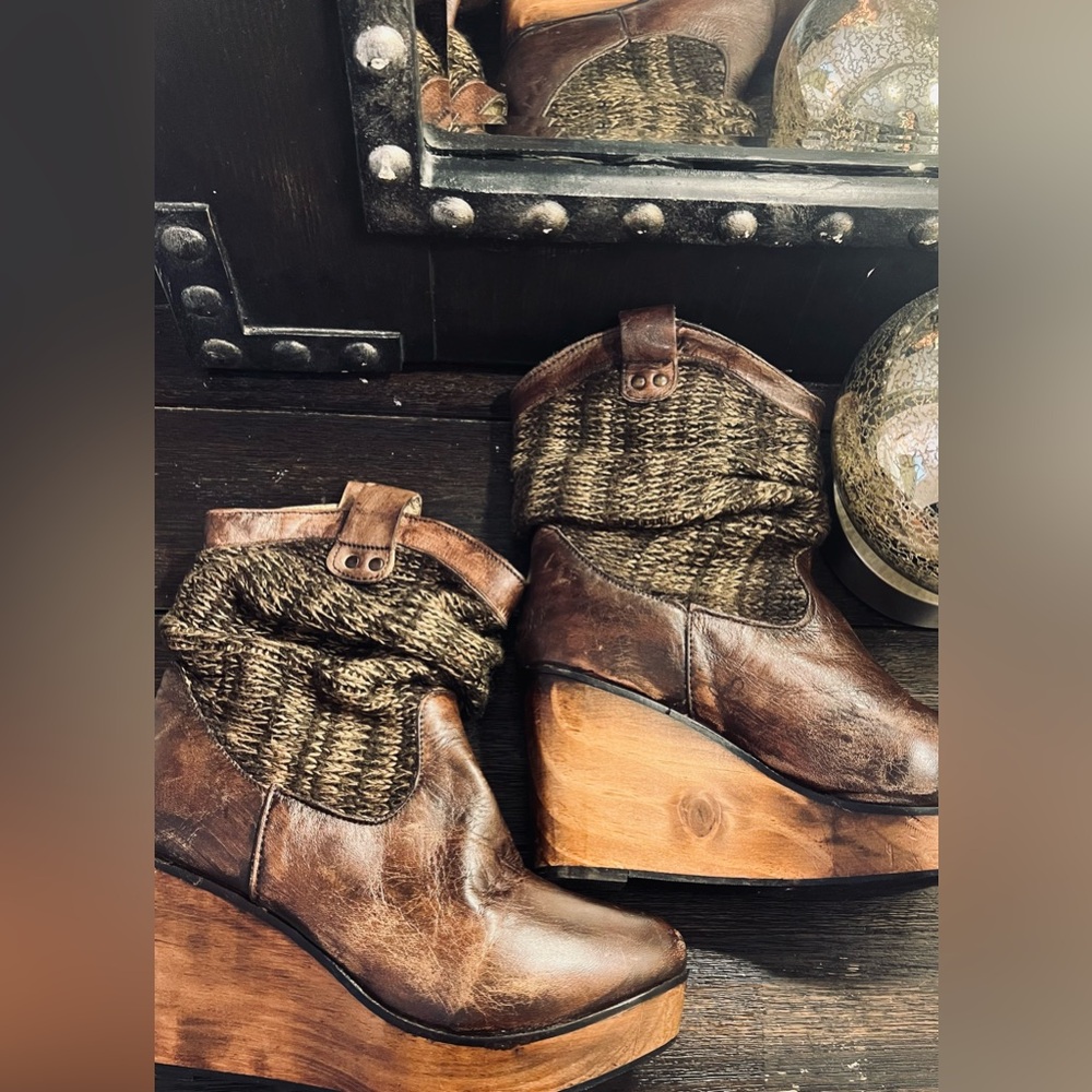 Bed Stu Brown and Tan Ankle Boots